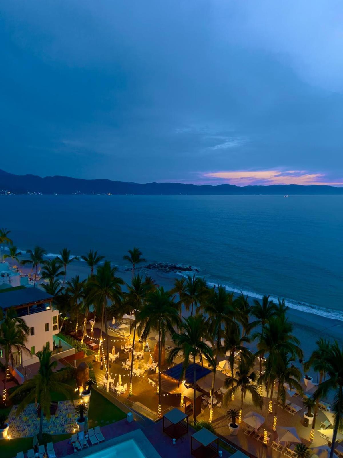 Icon Vallarta, Puerto Vallarta Exterior foto